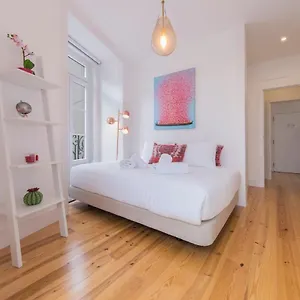 Lovelystay - Lusitano's Heart 2bdr In Alfama Apartment